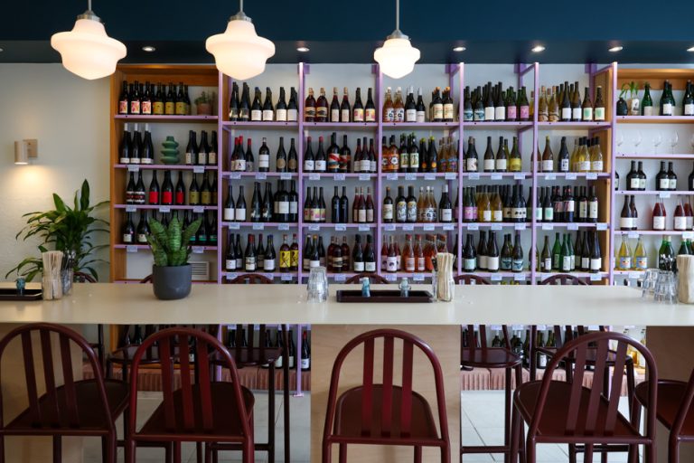 Saucette wine merchant & neighborhood refreshment bar |  New destination for an aperitif in Saint-Lambert