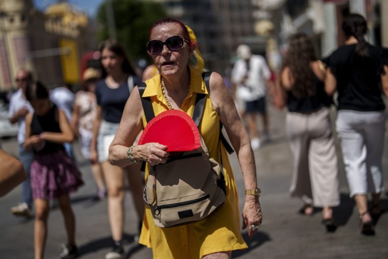 Spain and Portugal hit by historic heatwave