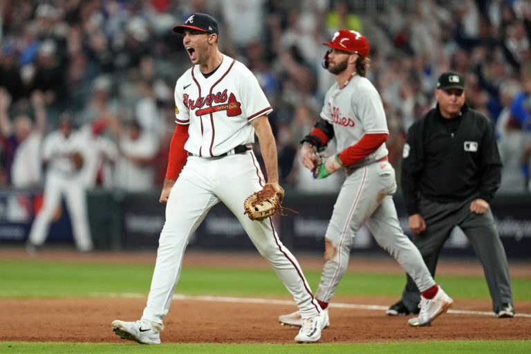 The Braves come from behind and beat the Phillies 5-4