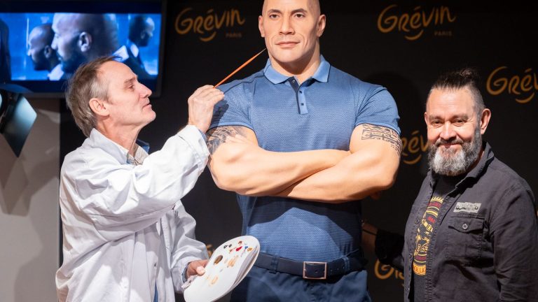 The Grévin Museum reworks the wax statue of actor Dwayne Johnson at his request