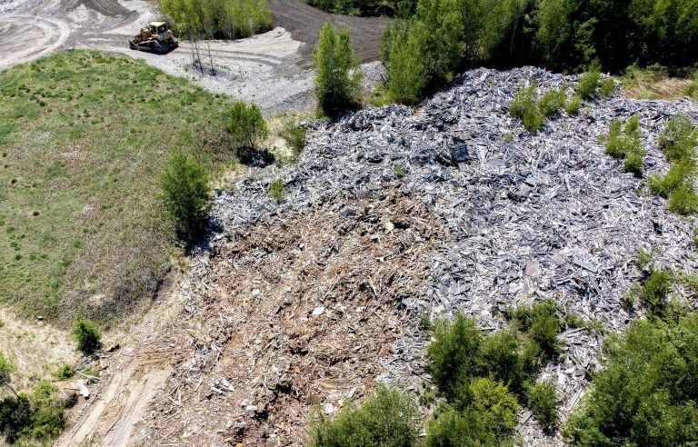 The Ministry of the Environment opens a criminal investigation into an ecocenter in Mirabel