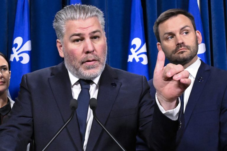 The Parti Québécois calls for a ministerial reshuffle