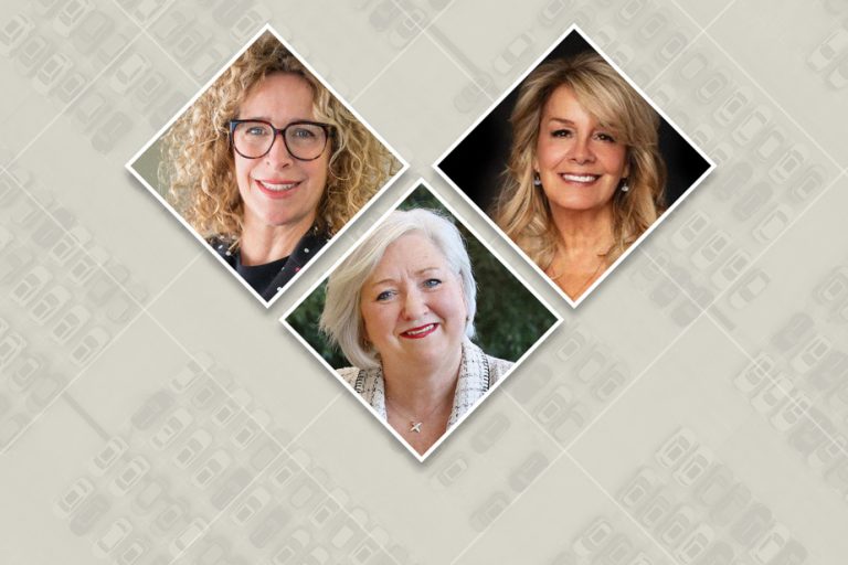 Three female dealers meet |  The Press