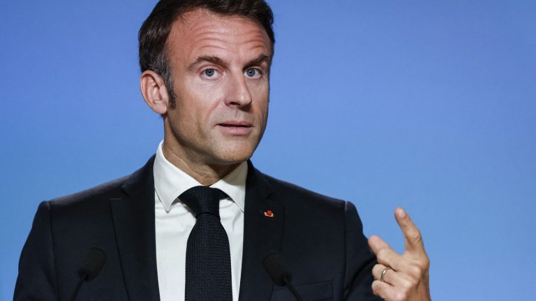 Three questions on the inclusion of abortion in the Constitution announced by Emmanuel Macron