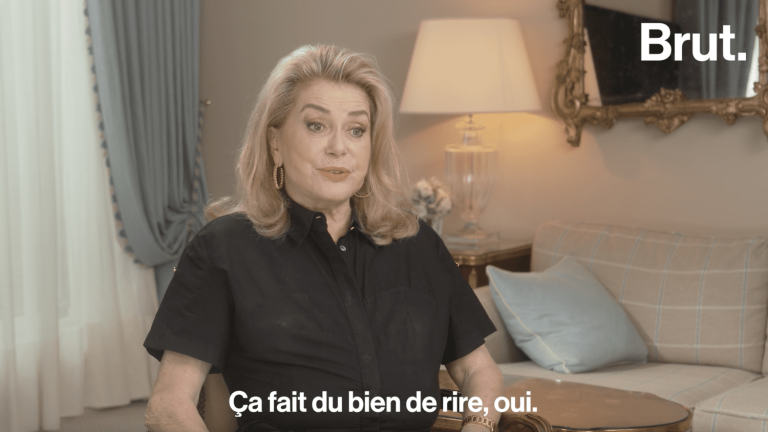 VIDEO.  Comedy according to Catherine Deneuve