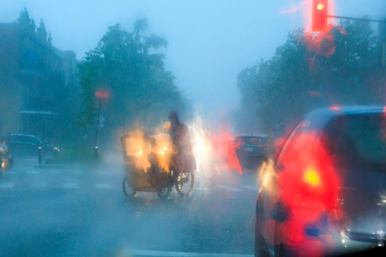 Weather in Quebec |  Heavy rains cause water accumulation