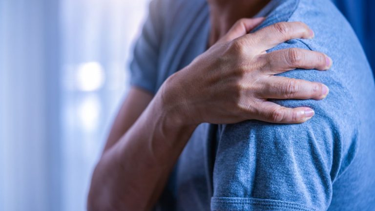 What to do when faced with non-traumatic shoulder pain?