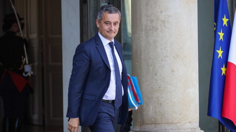 Will Gérald Darmanin and the right agree to toughen the text?