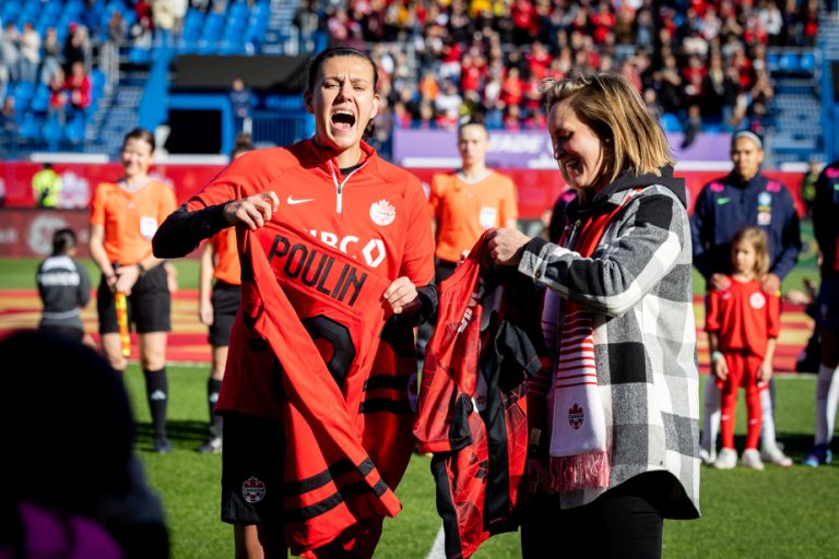 Women’s soccer |  Brazilians ruin Sinclair day in Montreal