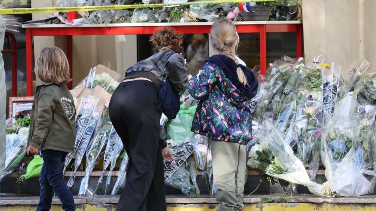 a gathering organized at 11 a.m. by the town hall to pay tribute to Dominique Bernard