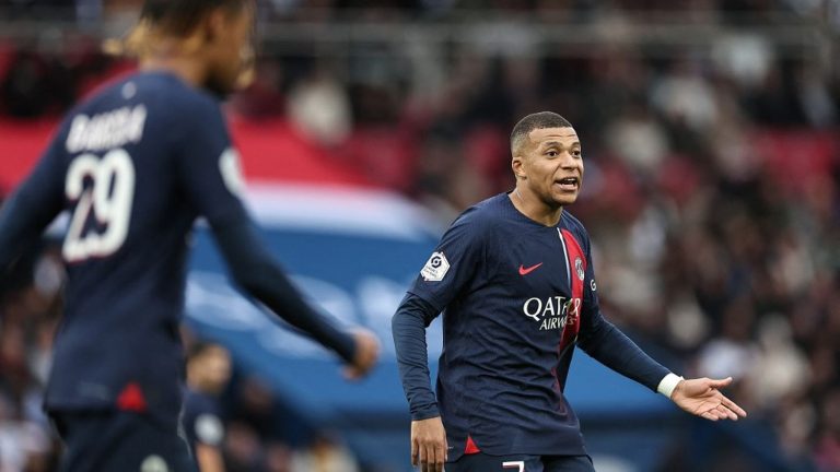 around Kylian Mbappé, Luis Enrique is still looking for his offensive team