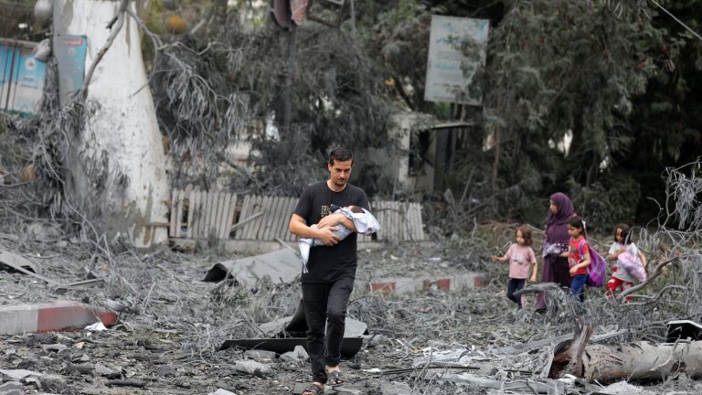 can the inhabitants of Gaza really flee Israeli bombings, as Benjamin Netanyahu asks?