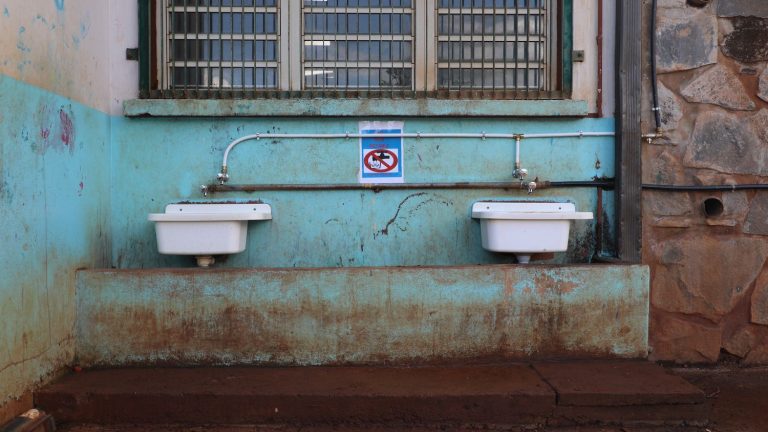 in Mayotte, the water crisis is putting pressure on an already saturated school system