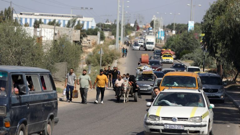 in the Gaza Strip, the evacuation to the south takes place in panic and terror