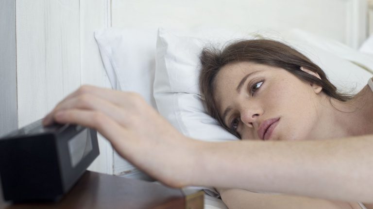 pushing back your wake-up time does not cause additional fatigue, according to a study