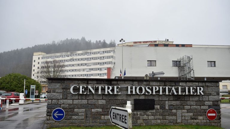 surgical activity of a hospital suspended after a death deemed suspicious