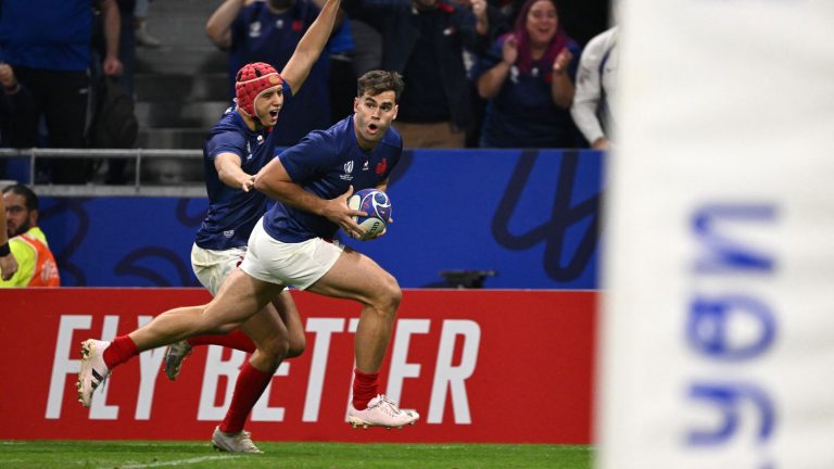 the Blues have a perfect start to the match against Italy (24-0)