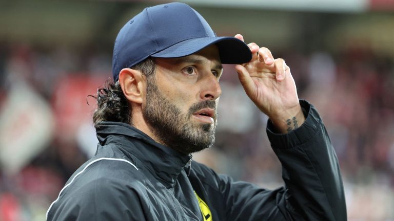 the Olympique Lyonnais bus stoned before the match against OM, coach Fabio Grosso injured and bleeding