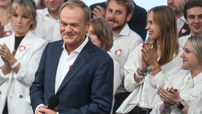 the centrist pro-European opposition led by Donald Tusk wins the legislative elections