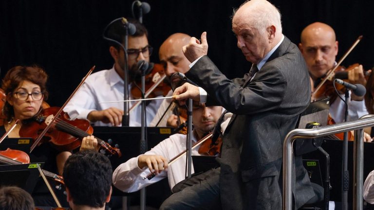 the musicians of the Barenboïm-Saïd Academy have “a heavy heart”