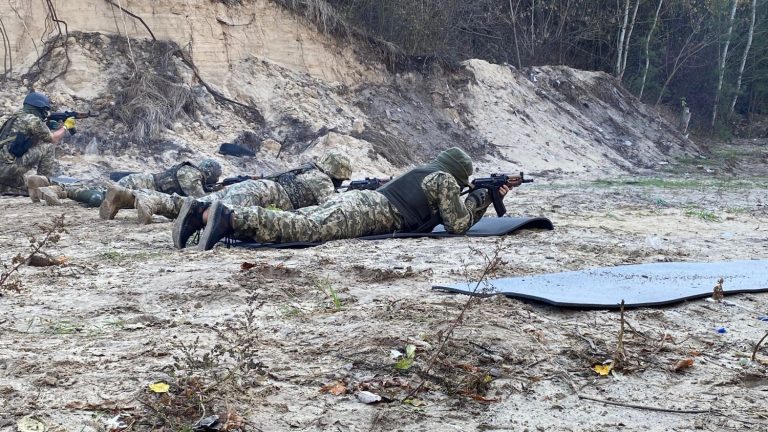 these Russians from the “Siberian battalion” who fight with the Ukrainian army