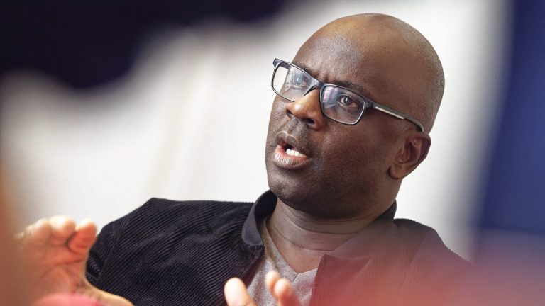 “these things are no longer acceptable”, launches Lilian Thuram after the words of the Orléans coach accused of racism