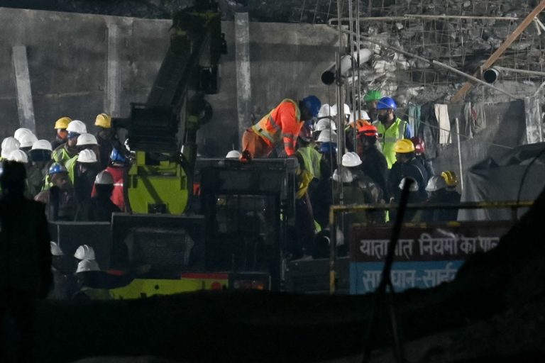 14 meters from freedom |  Renewed optimism for Indian workers trapped in tunnel