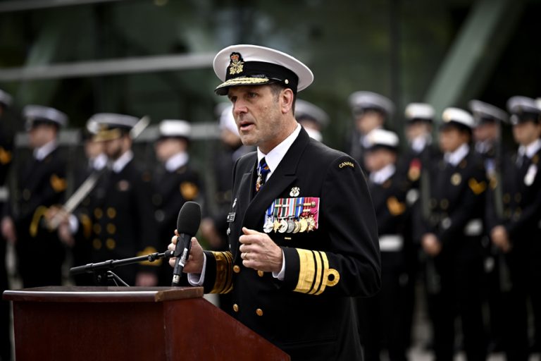 According to his commander |  Royal Canadian Navy in “critical condition”