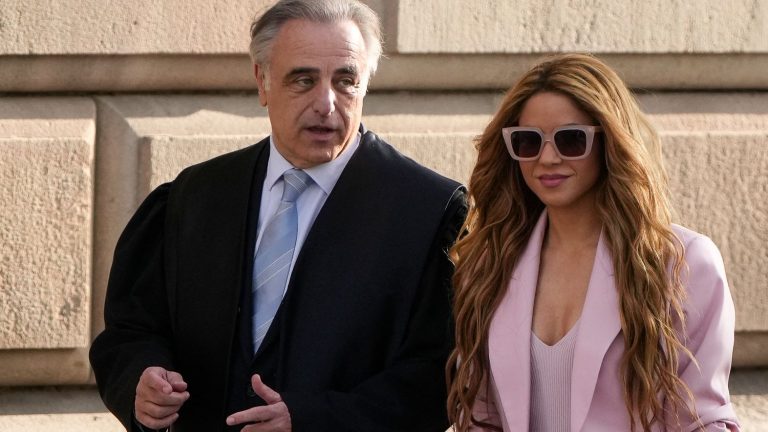 Accused of tax fraud, singer Shakira seals an agreement with the prosecution and will pay a fine