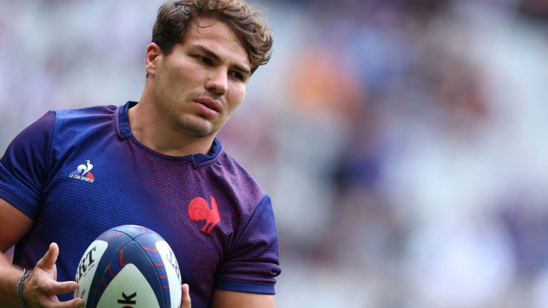 Antoine Dupont will join the rugby sevens group for the Olympic Games