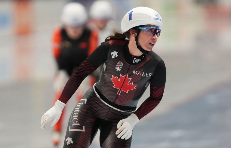 Blondin, Maltais and Dubreuil on the podium in Beijing in the long track