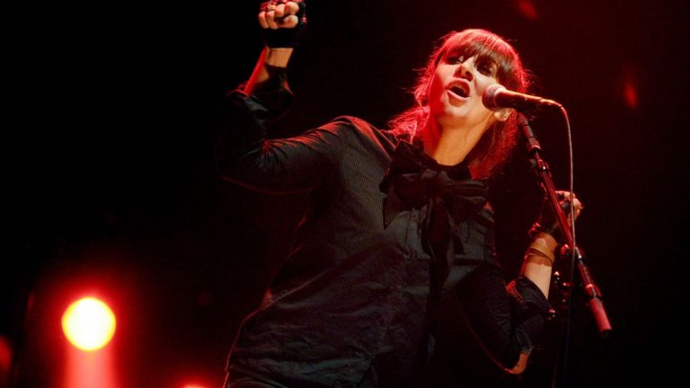 Cat Power will sing her album dedicated to Bob Dylan in Bourges Cathedral in the spring