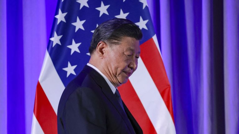 China wins Fiji in a battle for influence against the United States