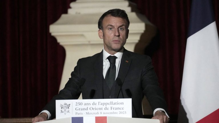 Emmanuel Macron warns against confusing “the rejection of Muslims and the support of Jews”