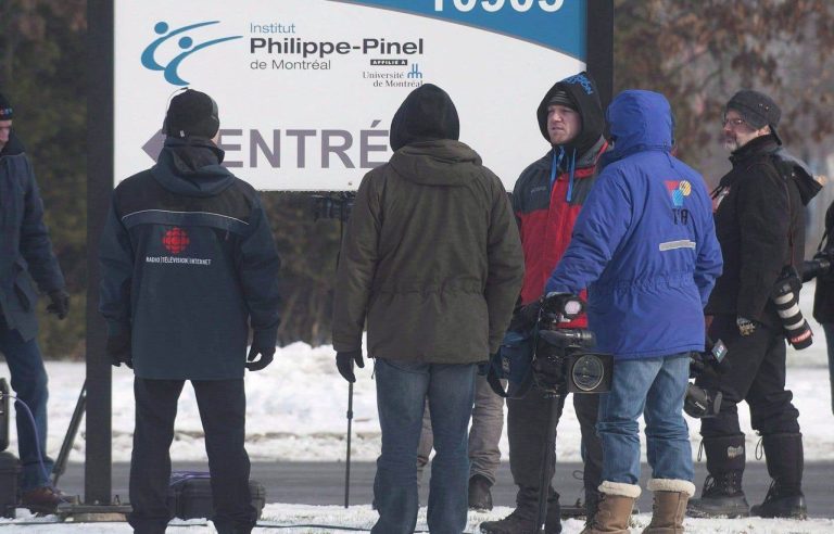 Employees of the Philippe-Pinel Institute vote in favor of pressure tactics