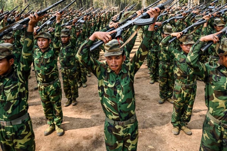 Fighting in Burma near the Chinese border