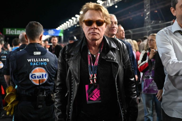 Guns N’ Roses |  Axl Rose accused of sexual assault