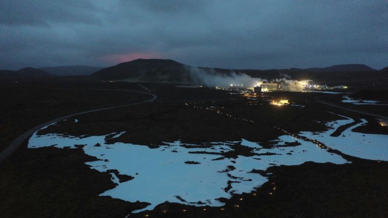 “In France, there are still active magma reservoirs”, deciphers a specialist