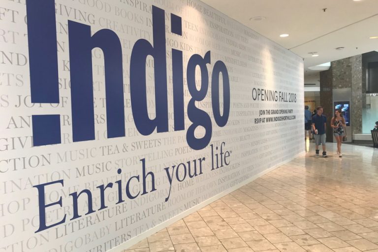 Indigo sees its sales decline and posts a loss in the 2nd quarter