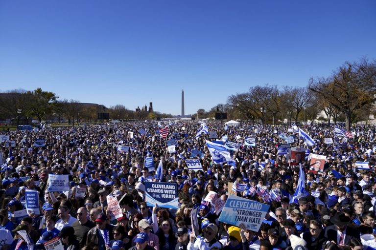 Israel and Hamas at war |  Large rally in Washington in support of Israel