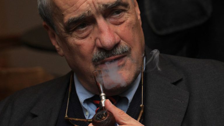 Karel Schwarzenberg, former minister and collaborator of Vaclav Havel, died at the age of 85