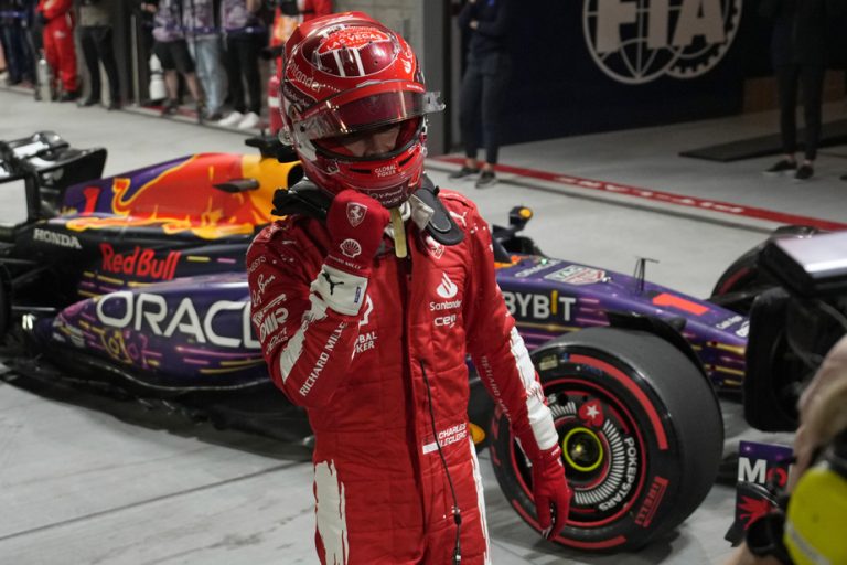 Las Vegas Grand Prix |  Leclerc in leading position ahead of Verstappen