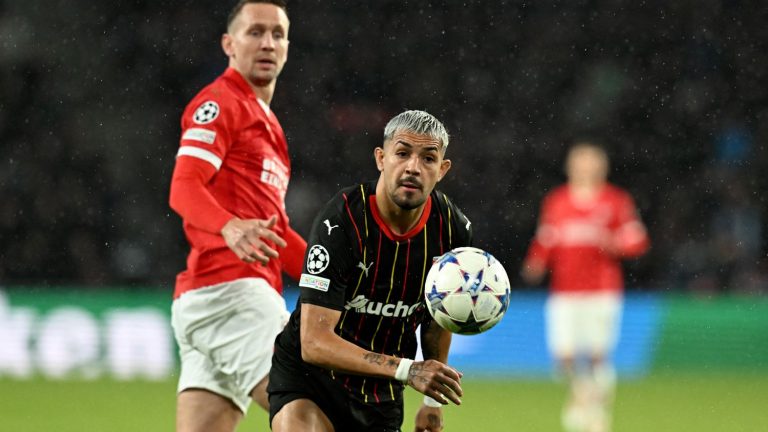 Lens loses to PSV Eindhoven with the smallest of margins