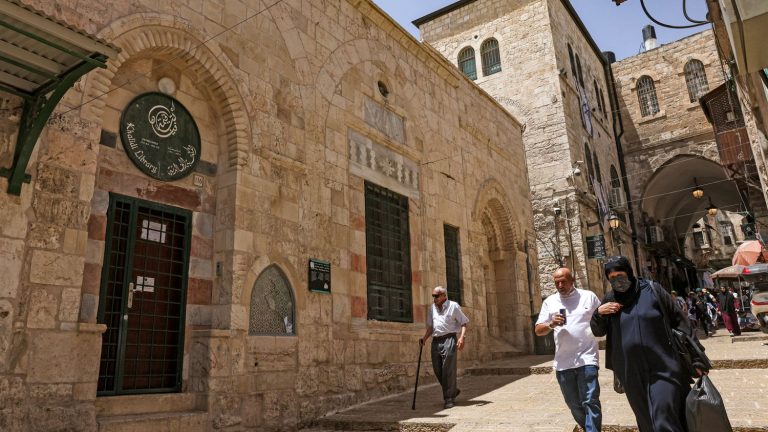 the image of France damaged in East Jerusalem