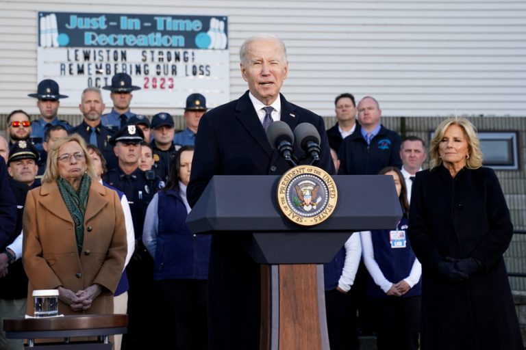 Maine |  Joe Biden visits the scene of the killing