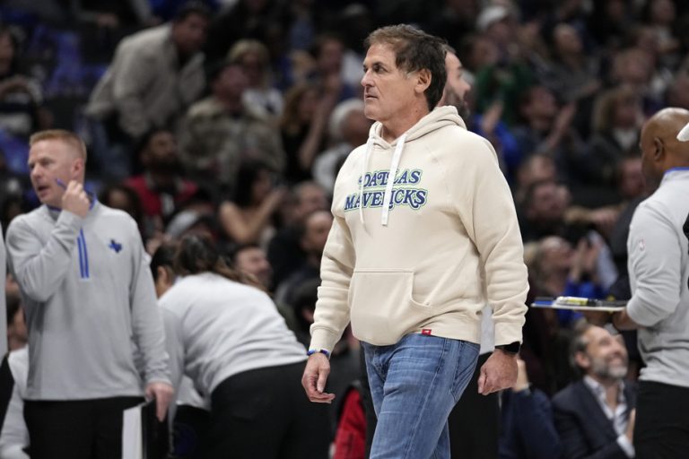 Mark Cuban reportedly sells majority of his Dallas Mavericks shares