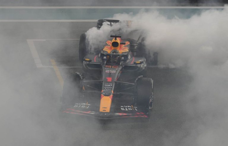 Max Verstappen ends the season on a good note by signing a 19th victory