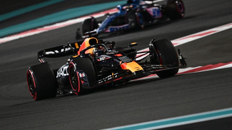 Max Verstappen takes 12th pole position during qualifying for the Abu Dhabi Grand Prix