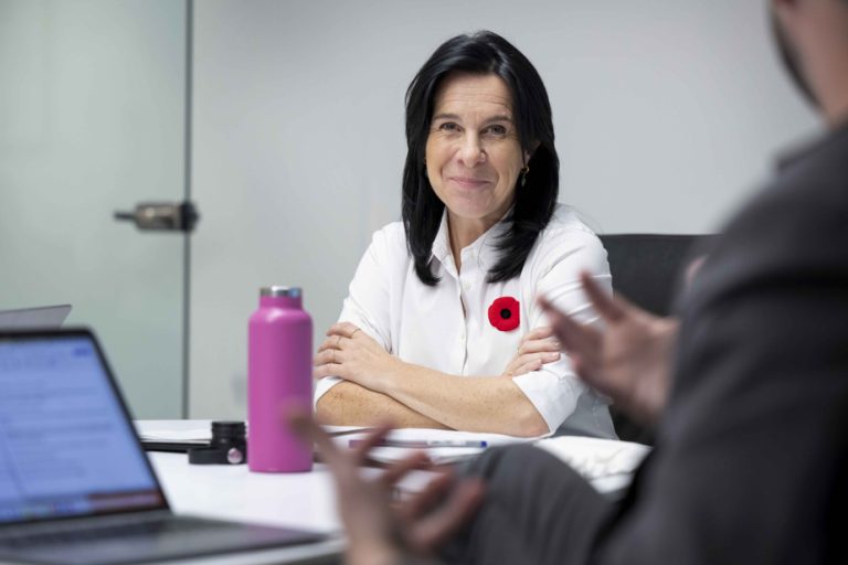 Mid-term of Valérie Plante |  “Still passionate”, despite the Legault government