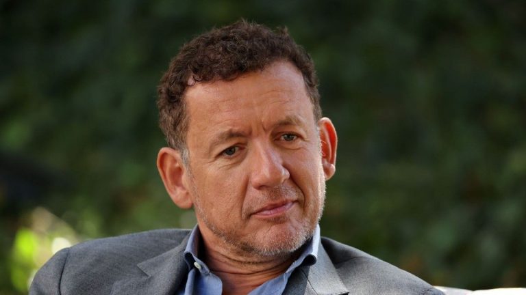 Money, partners, protruding ears, illness… Dany Boon not spared in an interview with France 2